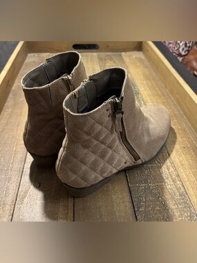 White Mountain Jodi Women's Ankle Boots Wedge Size 9W Suede Leather Brown